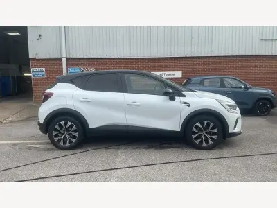 Gebraucht Renault Captur LIMITED 91 PS (66 kW) 2022 Weiß SUV