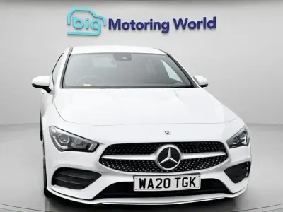 Second-hand Mercedes CLA180 AMG line 136 CP (100 kW) 2022 Berlinǎ