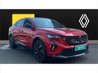 Usado Renault Rafale Iconic Esprit Alpine 196 HP (144 kW) 2024 Other SUV