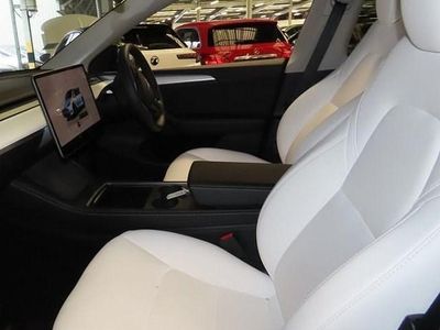 Used Tesla Model Y RWD 254 kW (346 HP) 2024 Blue SUV