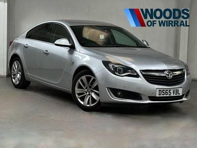 Used Vauxhall Insignia SRi 136 HP (100 kW) 2015 Silver Hatchback