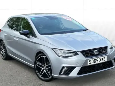Usado Seat Ibiza FR Sport 80 HP (58 kW) 2019 Prateado Citadino