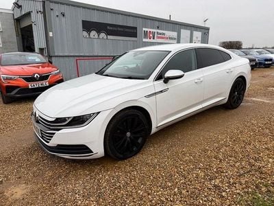 Used VW Arteon Elegance 150 HP (110 kW) 2019 White Hatchback