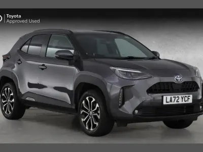 Used Toyota Yaris Cross Design 113 HP (83 kW) 2023 Grey SUV