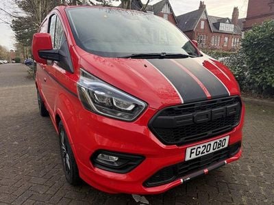 Used Ford Transit Custom Sport 185 HP (136 kW) 2020 Red Van