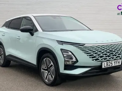Used Omoda 5 186 HP (136 kW) 2025 Green/white SUV