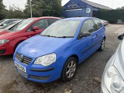 Used VW Polo 55 HP (40 kW) 2005 Blue Hatchback
