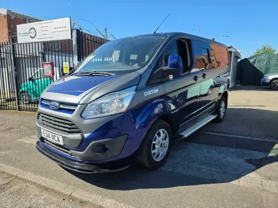 Usado Ford Transit Custom Limited 125 HP (91 kW) 2014 Azul Van