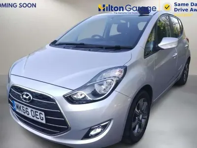 Used Hyundai ix20 SE 125 HP (91 kW) 2016 Silver Hatchback