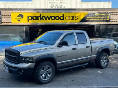 Used Dodge Ram 238 HP (175 kW) 2005 Gold Pickup