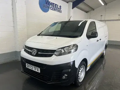 Gebraucht Vauxhall Vivaro S 100 PS (73 kW) 2022 Weiß Van / Kleinbus