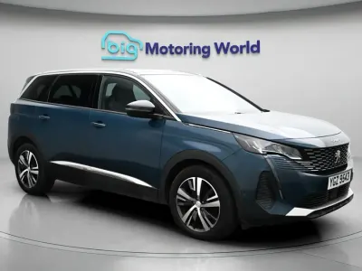 Used Peugeot 5008 Allure+ 130 HP (95 kW) 2023 SUV