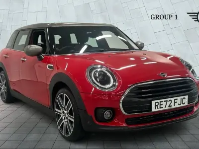 Used Mini Cooper Clubman Exclusive 134 HP (98 kW) 2022 Red Estate