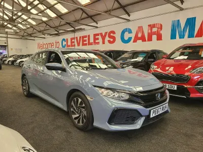 Used Honda Civic SE 129 HP (94 kW) 2017 Grey Hatchback
