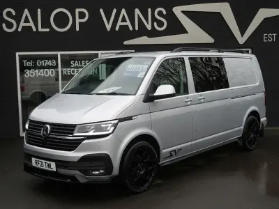 Usado VW Transporter Highline 150 HP (110 kW) 2021 Prateado Van