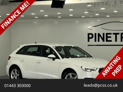 Used Audi A3 Sportback Business 116 HP (85 kW) 2018 White Hatchback