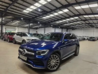 Used Mercedes GLC300 AMG line 258 HP (189 kW) 2020 Blue SUV
