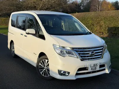 Used Nissan Serena 2025 White MPV