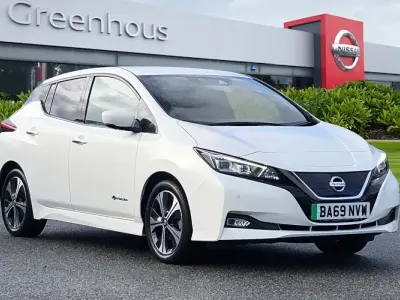 Used Nissan Leaf Tekna 110 kW (150 HP) 2020 White Hatchback