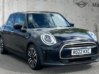 Used Mini Cooper Comfort 136 HP (100 kW) 2022 Enigmatic black metallic  Hatchback