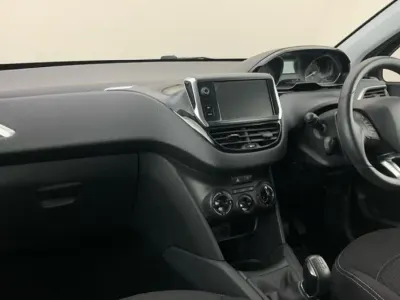 Used Peugeot 208 Active 81 HP (59 kW) 2017 Grey Hatchback