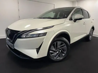 Used Nissan Qashqai Acenta Premium 158 HP (116 kW) 2022 White SUV