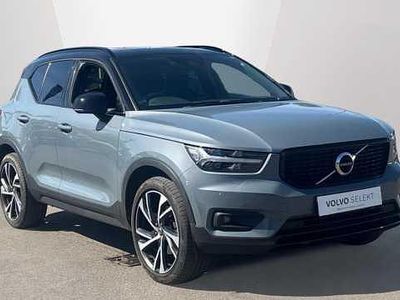 Usado Volvo XC40 R-Design Pro 247 HP (181 kW) 2022 SUV