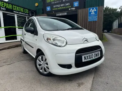 Used Citroën C1 68 HP (50 kW) 2010 White Hatchback