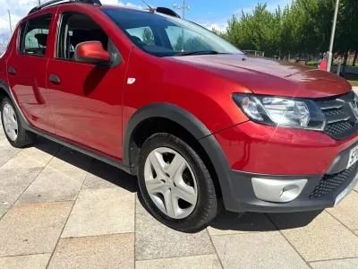 Gebraucht Dacia Sandero Lauréate 90 PS (66 kW) 2013