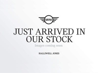 Used Mini Cooper Exclusive 134 HP (98 kW) 2023 Black Hatchback