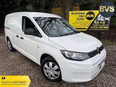 Used VW Caddy Maxi S 102 HP (75 kW) 2022 White MPV