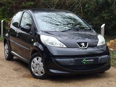 Used Peugeot 107 68 HP (50 kW) 2008 Black Hatchback