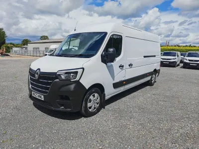Used Renault Master Business 2023 White MPV