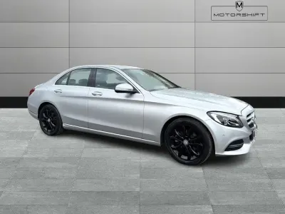Używany Mercedes C220 170 KM (125 kW) 2015 Srebrny Sedan/Limuzyna