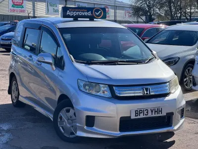 Used Honda Jazz Hybrid 122 HP (89 kW) 2026 Silver Hatchback