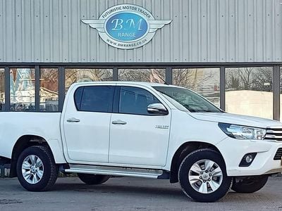 Used Toyota HiLux 2017 White Pickup
