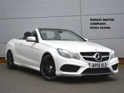 Usado Mercedes E400 AMG line 333 HP (244 kW) 2015 Branco Cabrios
