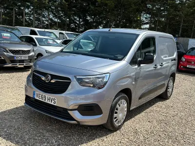 Used Vauxhall Combo Sportive 100 HP (73 kW) 2019 Grey MPV