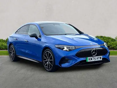 Usado Mercedes CLA 250+ AMG line 200 kW (272 HP) 2025 Azul Sedan