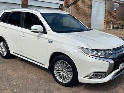 Mitsubishi Outlander P-HEV