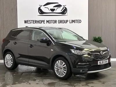 Used Vauxhall Grandland X Sport 120 HP (88 kW) 2018 Black SUV