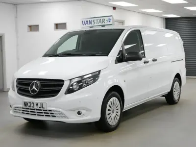 Used Mercedes Vito Progressive 136 HP (100 kW) 2023 White Van