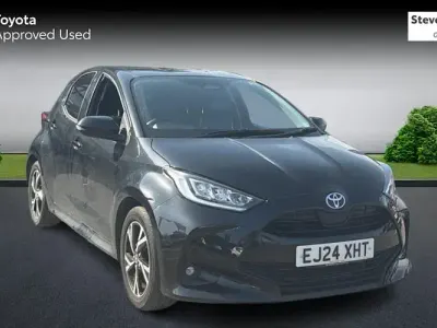 Used Toyota Yaris Design 116 HP (85 kW) 2024 Black Hatchback