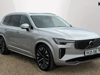 Used Volvo XC90 Ultra 250 HP (183 kW) 2025 Metallic  silver dawn SUV