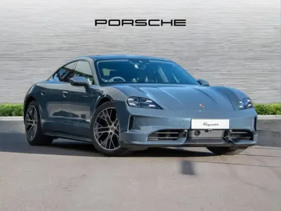 Begagnad Porsche Taycan 319 kW (435 HK) 2026 Blå Sedan