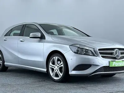 Used Mercedes A180 Sport Edition 109 HP (80 kW) 2015 Silver Hatchback