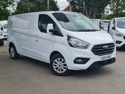 Used Ford Transit Custom Limited 130 HP (95 kW) 2023 White Van