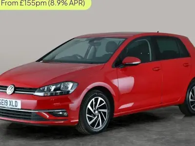 Usado VW Golf VII Match 116 HP (85 kW) 2019 Vermelho Citadino