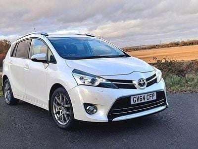 White Used 2014 Toyota Verso MPV | £6,750 (Fair price)