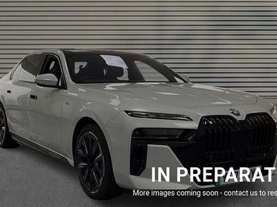 BMW i7